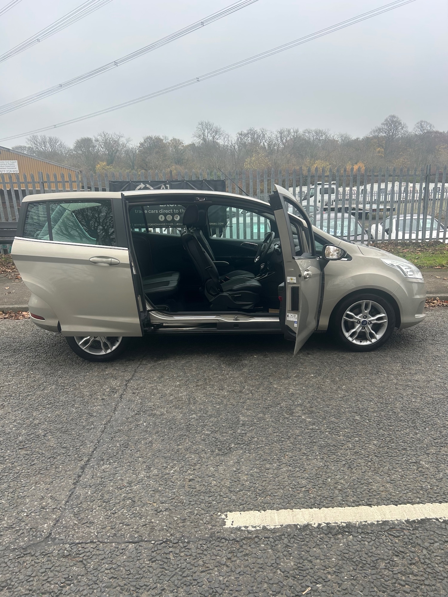 Used Ford B-MAX 2015 for sale - 76505650: Photo 19