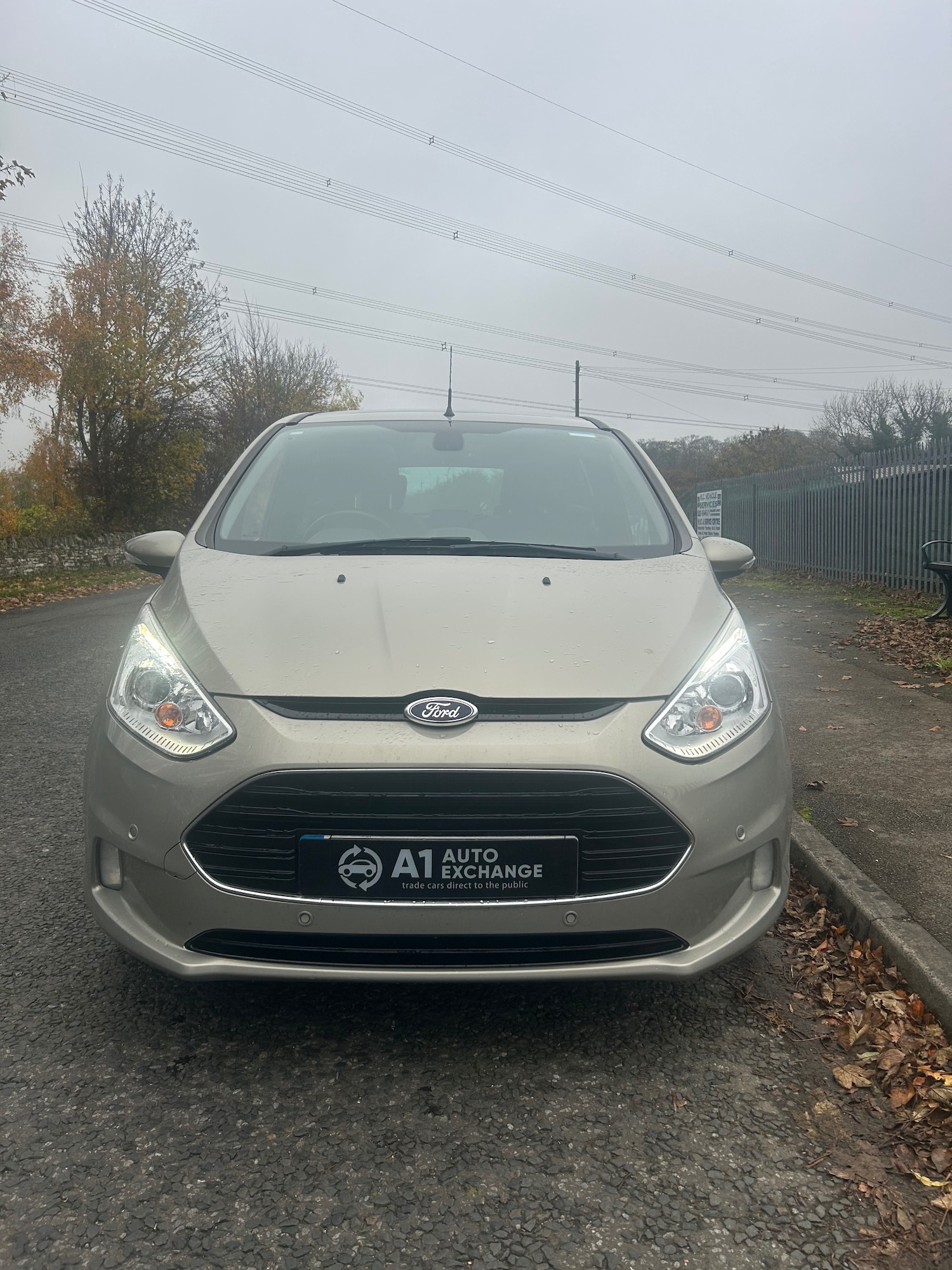 Used Ford B-MAX 2015 for sale - 76505650: Photo 3