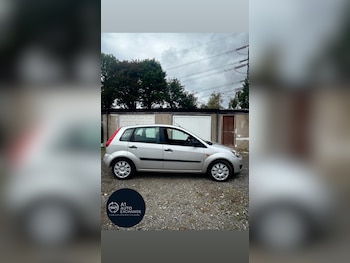Used Ford Fiesta 2006 for sale - 76249393: Photo