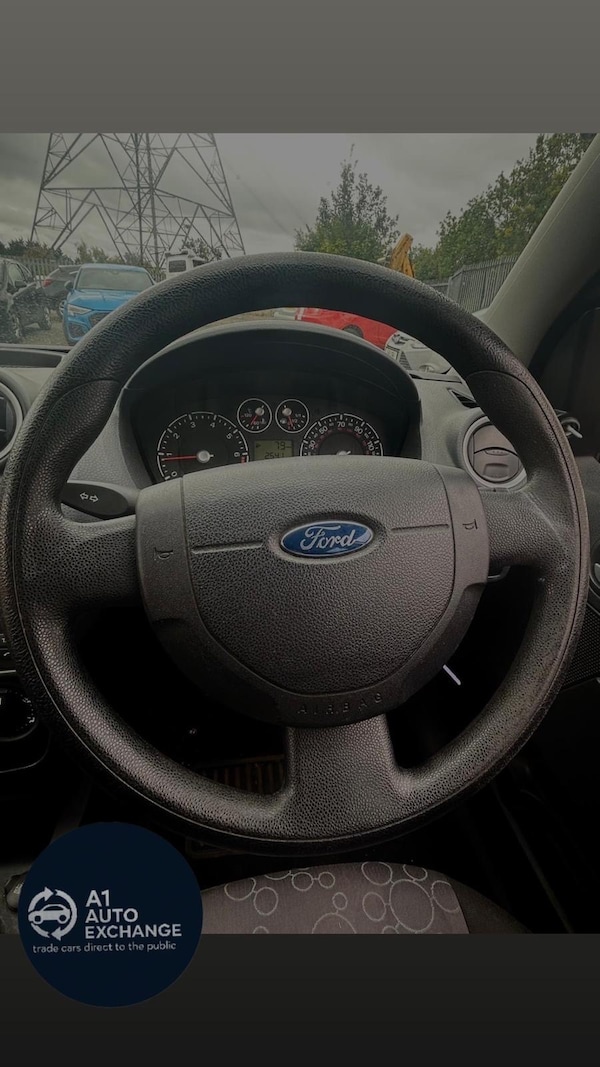 Used Ford Fiesta 2006 for sale - 76249393: Photo 5