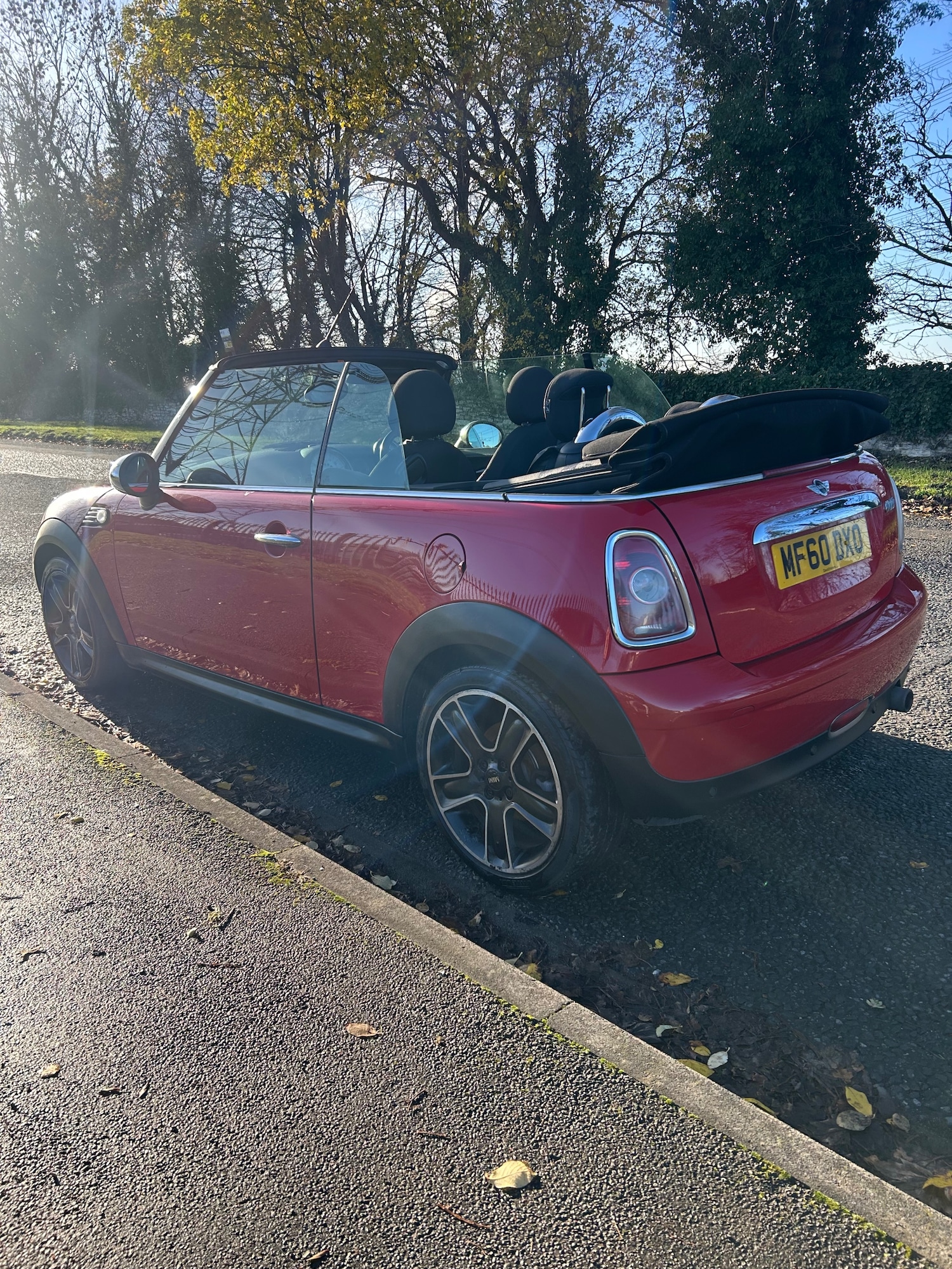 Used MINI Convertible 2010 for sale - 76778234: Photo 3