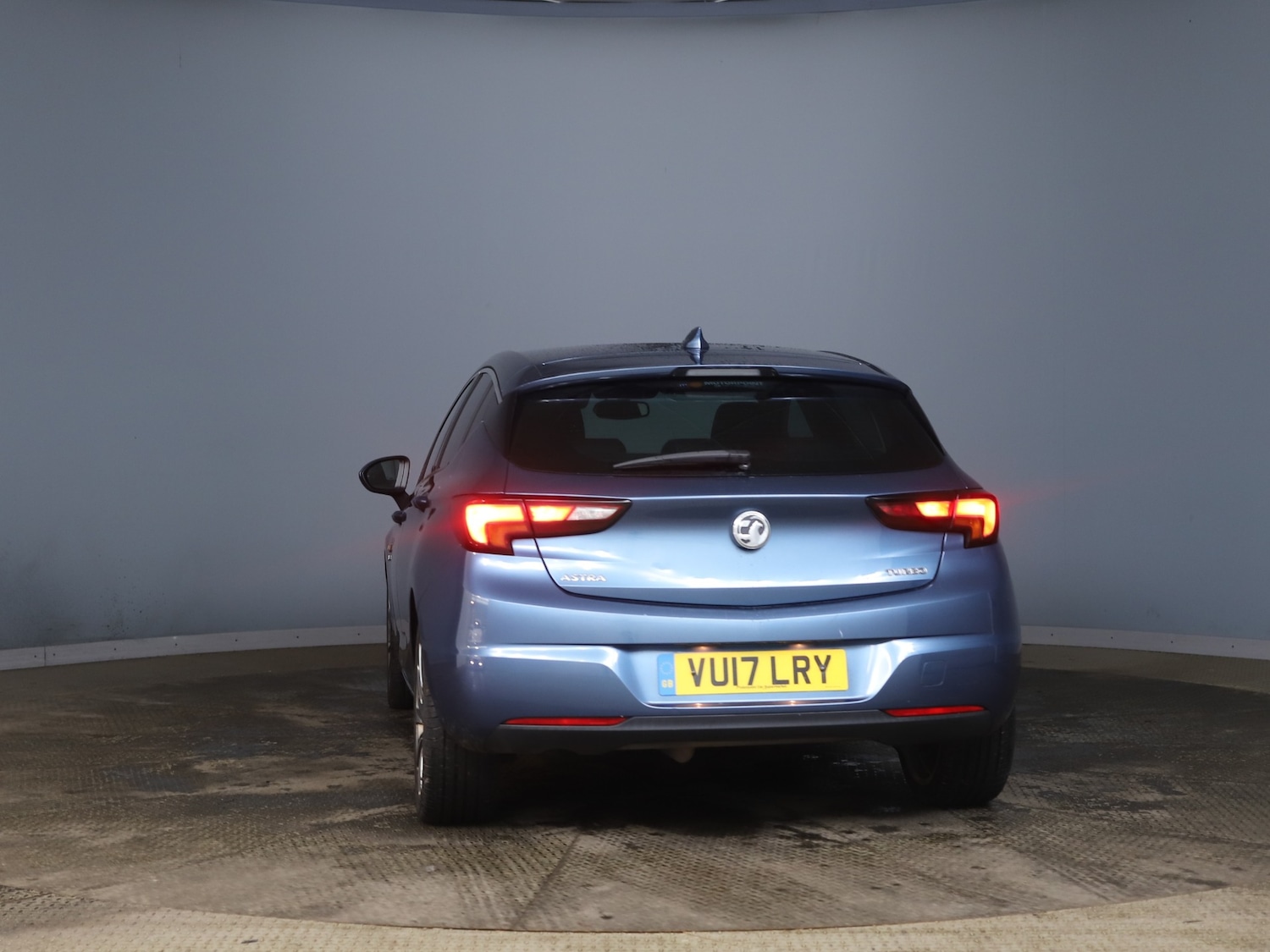 Used Vauxhall Astra 2017 for sale - 77261718: Photo 5