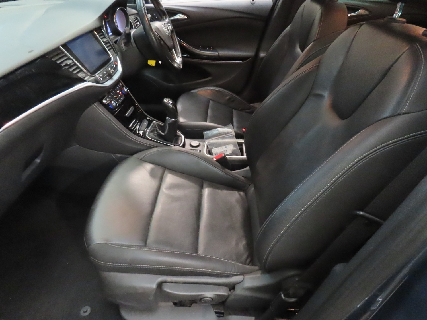 Used Vauxhall Astra 2017 for sale - 77261718: Photo 9