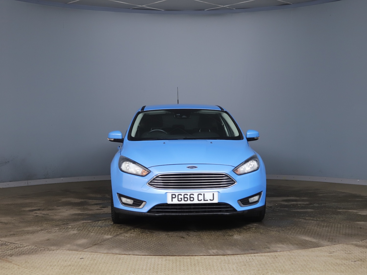 Used Ford Focus 2017 for sale - 77261829: Photo 2