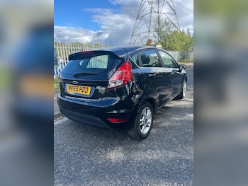 Used Ford Fiesta 2015 for sale - 76207506: Photo