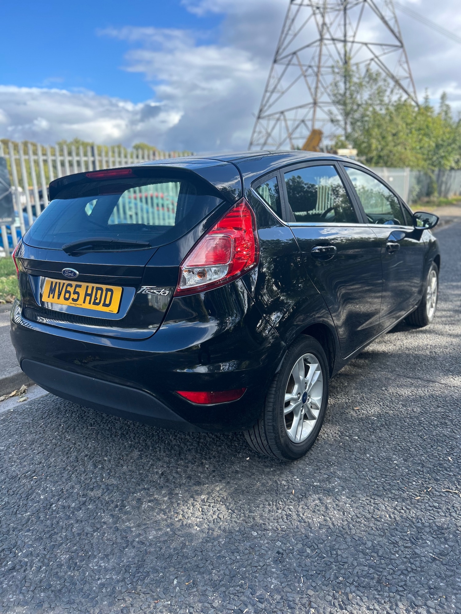 Used Ford Fiesta 2015 for sale - 76207506: Photo 5