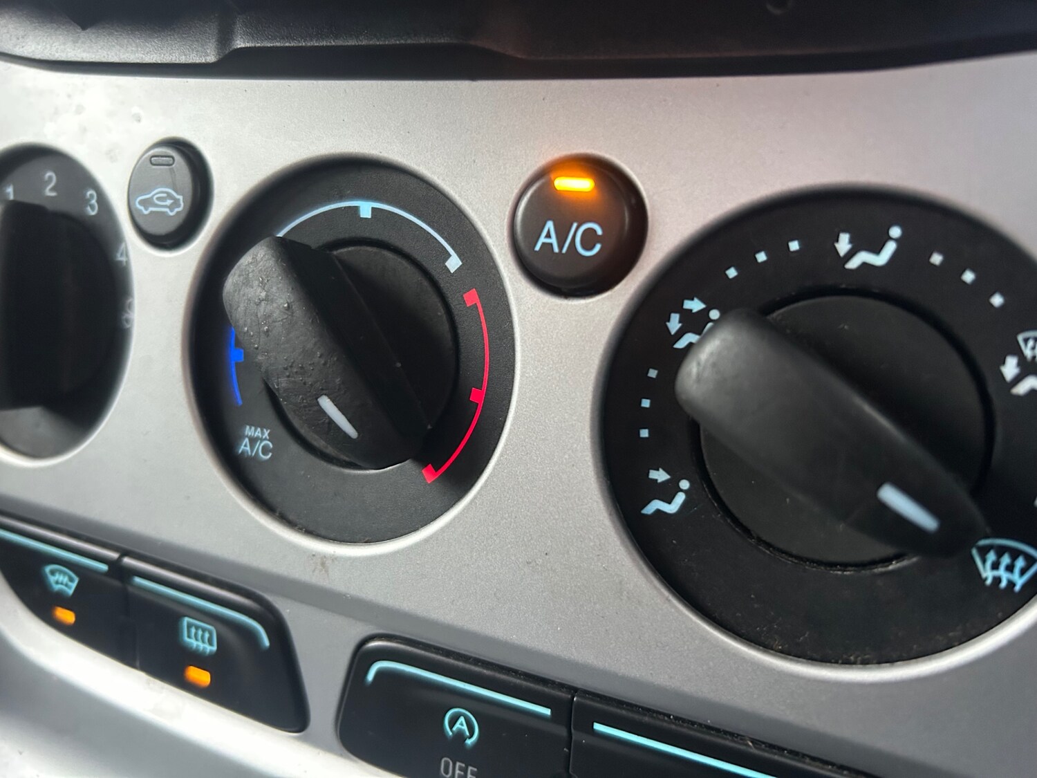 Used Ford Focus 2013 for sale - 77616818: Photo 20