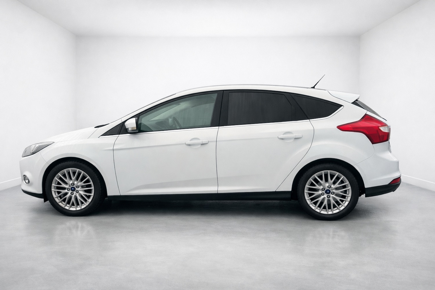 Used Ford Focus 2013 for sale - 77616818: Photo 4