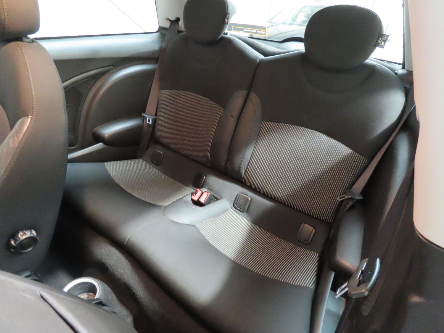 Used MINI Hatch 2010 for sale - 77261975: Photo 10