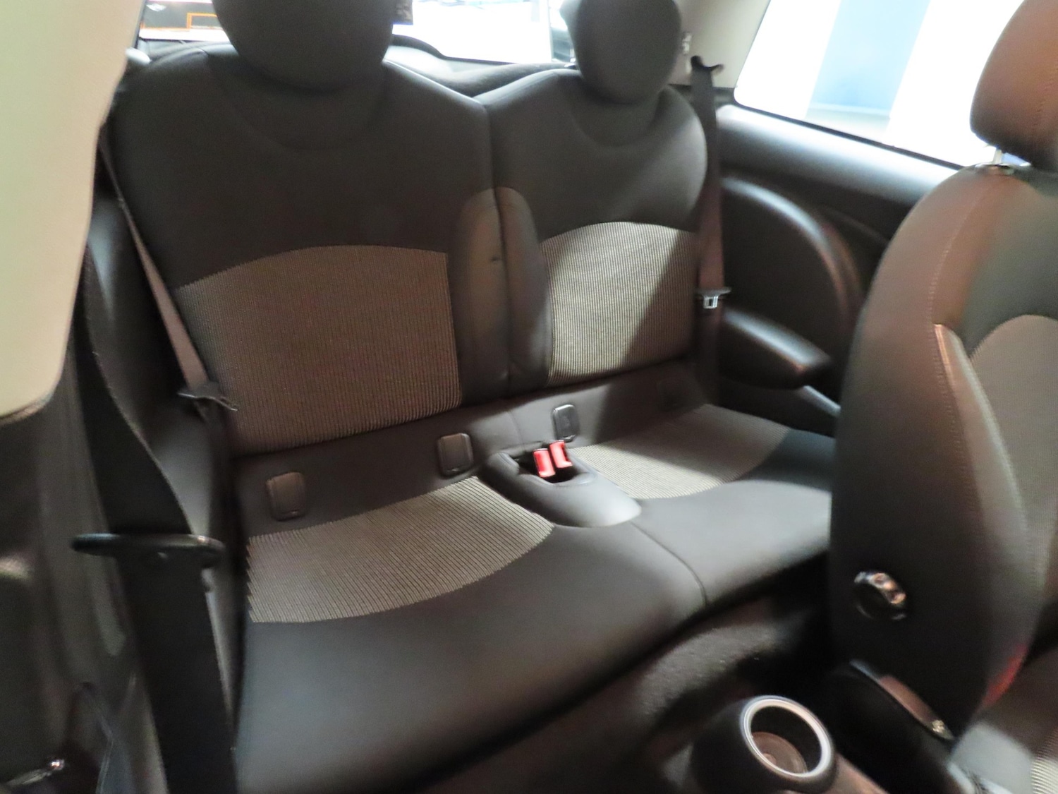 Used MINI Hatch 2010 for sale - 77261975: Photo 11