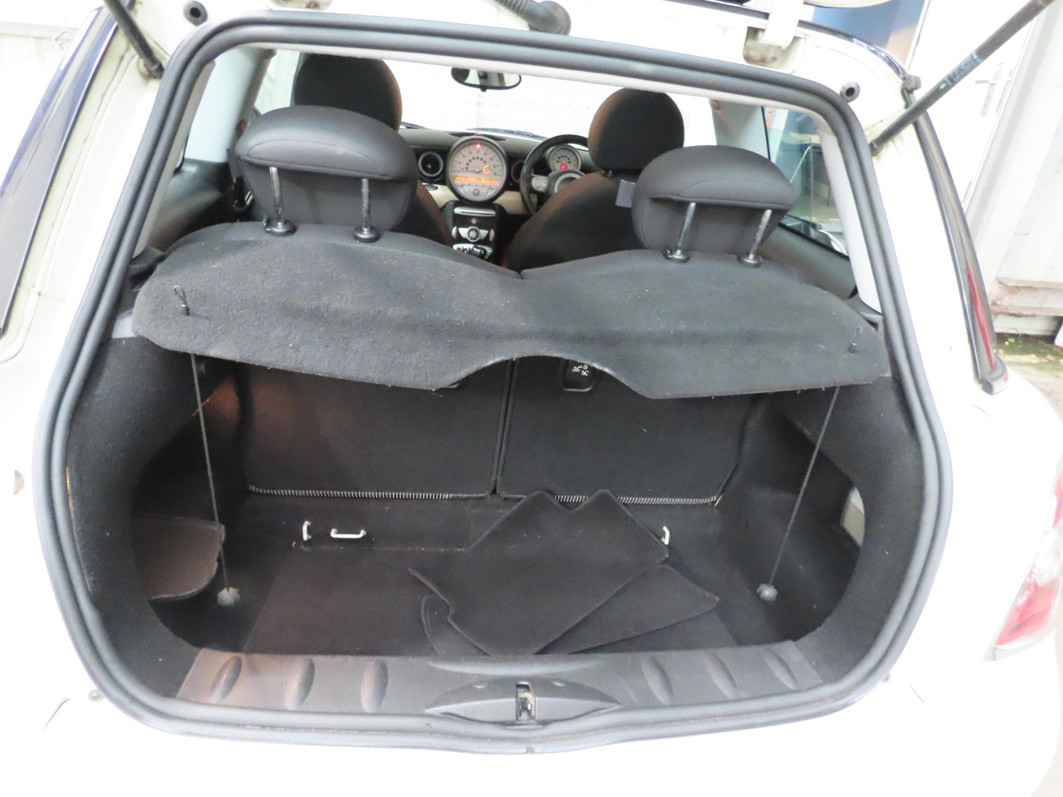 Used MINI Hatch 2010 for sale - 77261975: Photo 12