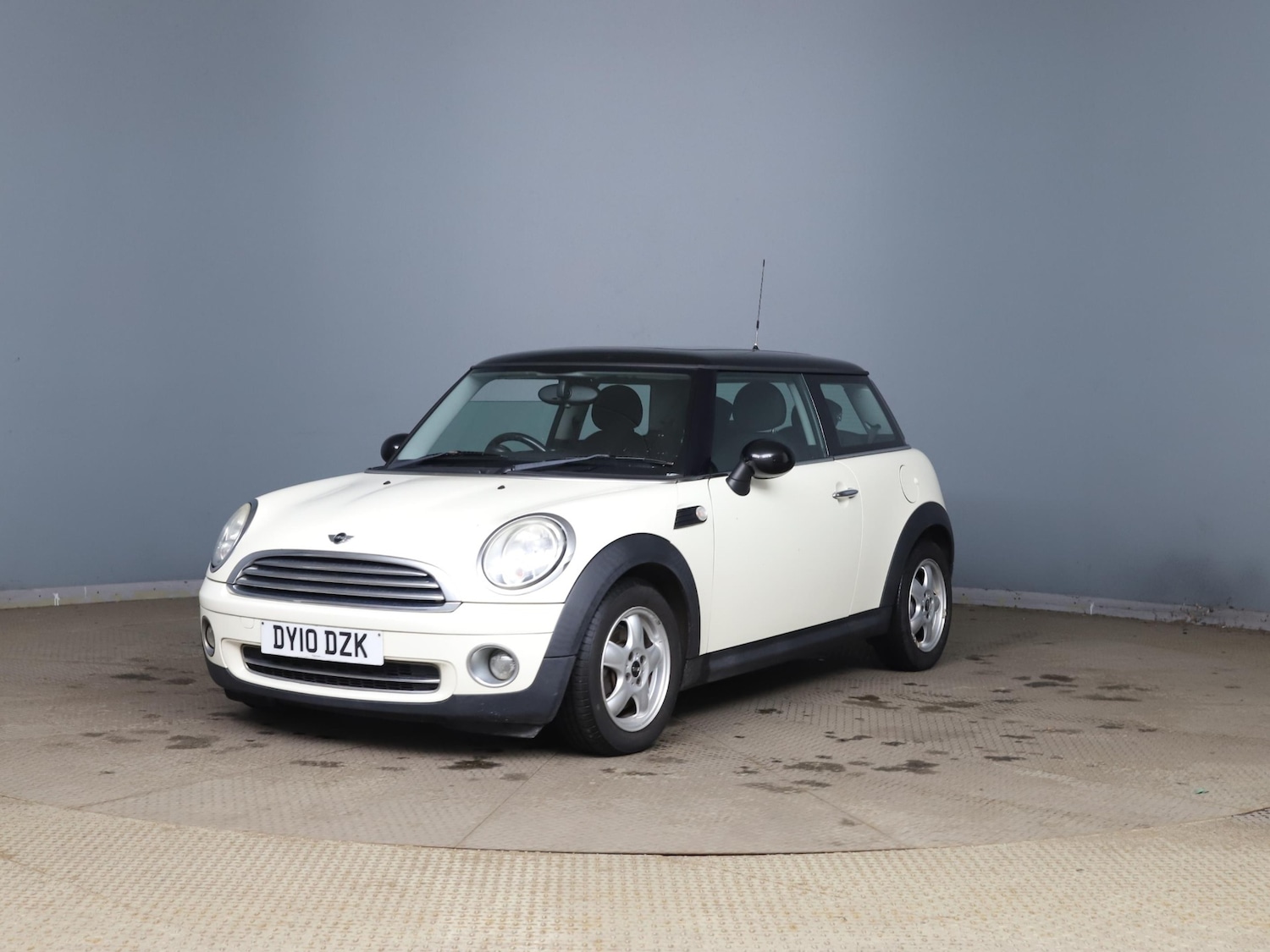 Used MINI Hatch 2010 for sale - 77261975: Photo 3
