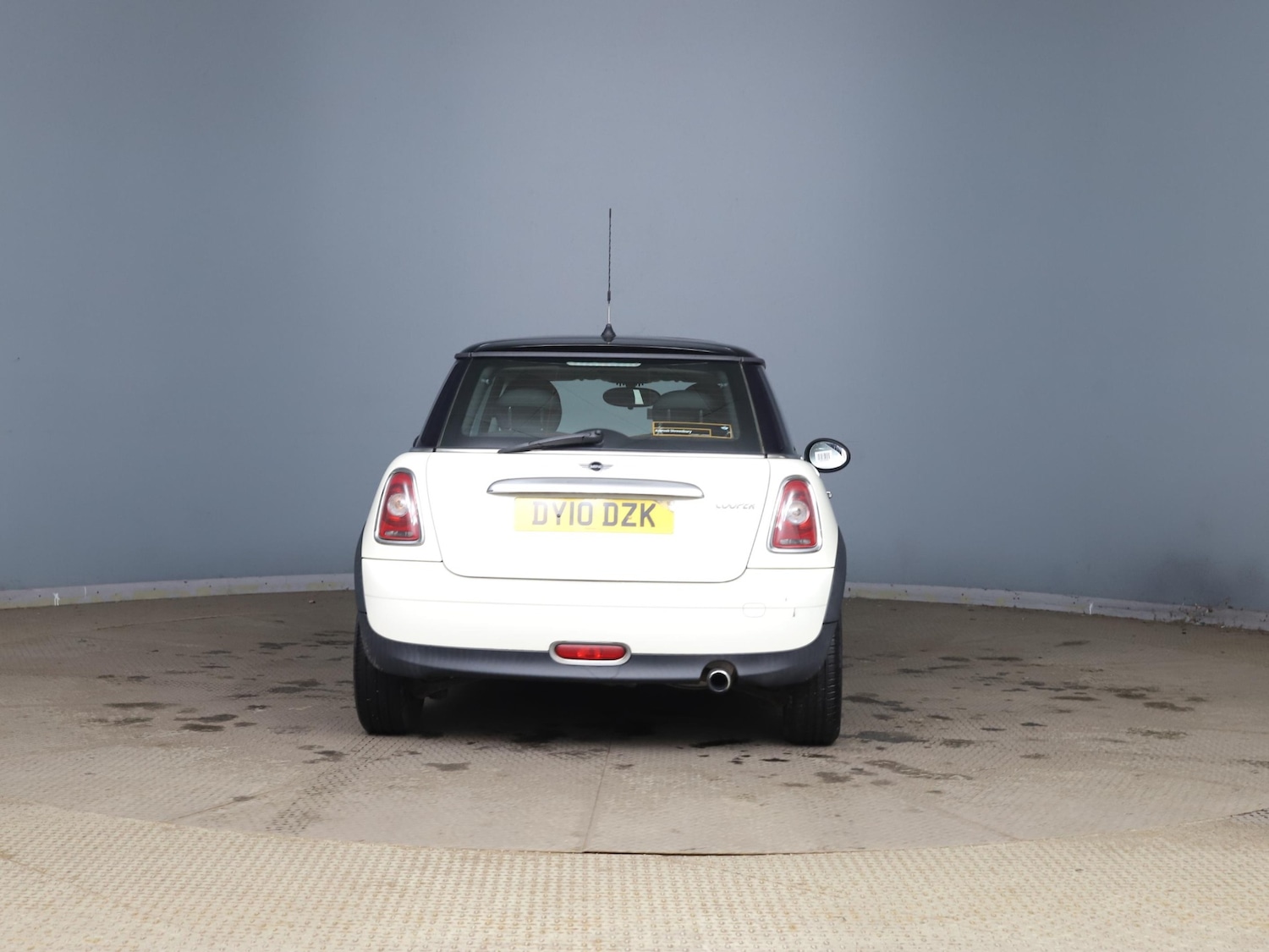 Used MINI Hatch 2010 for sale - 77261975: Photo 6