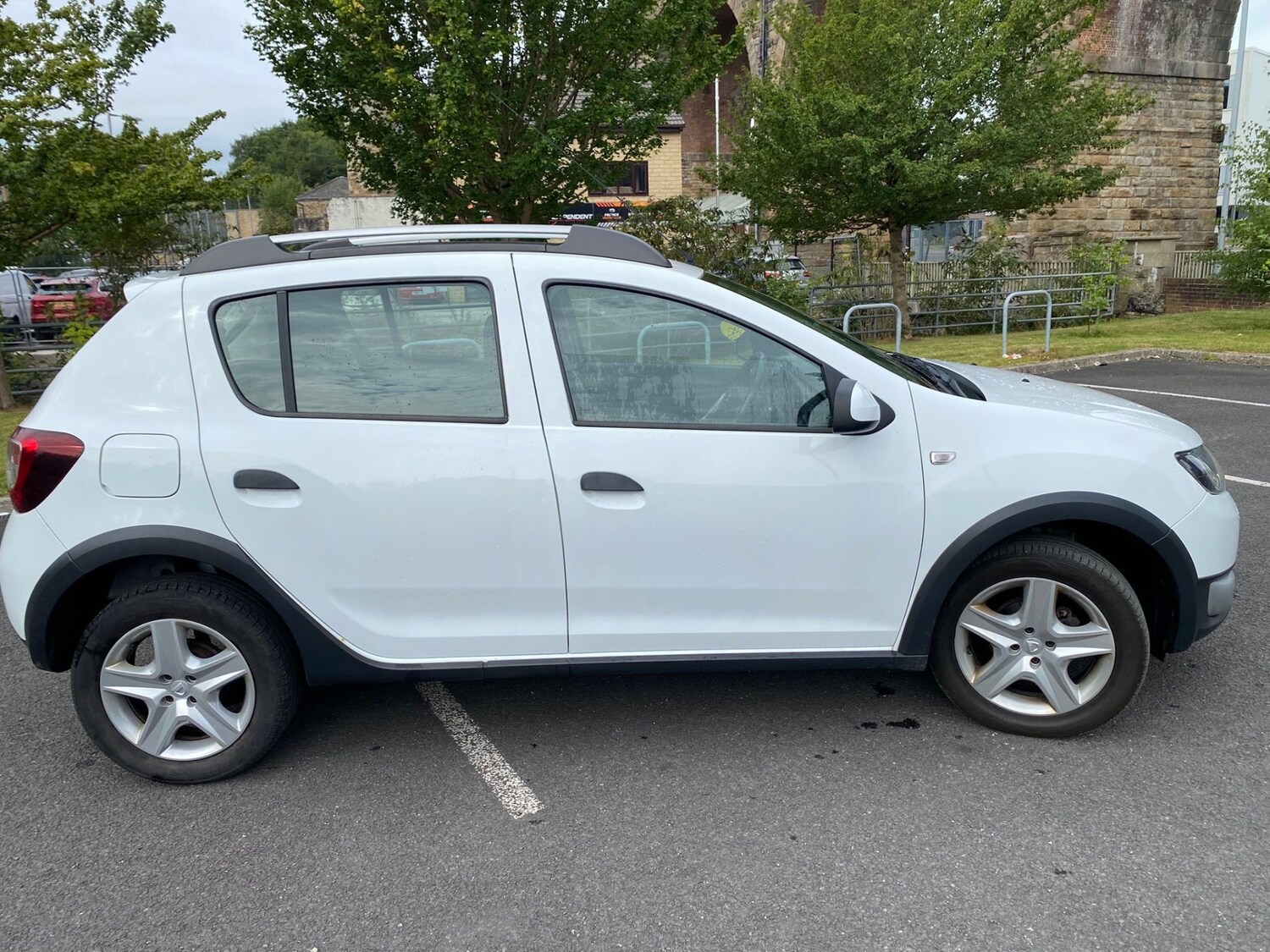 Used Dacia Sandero Stepway 2015 for sale - 77845214: Photo 10