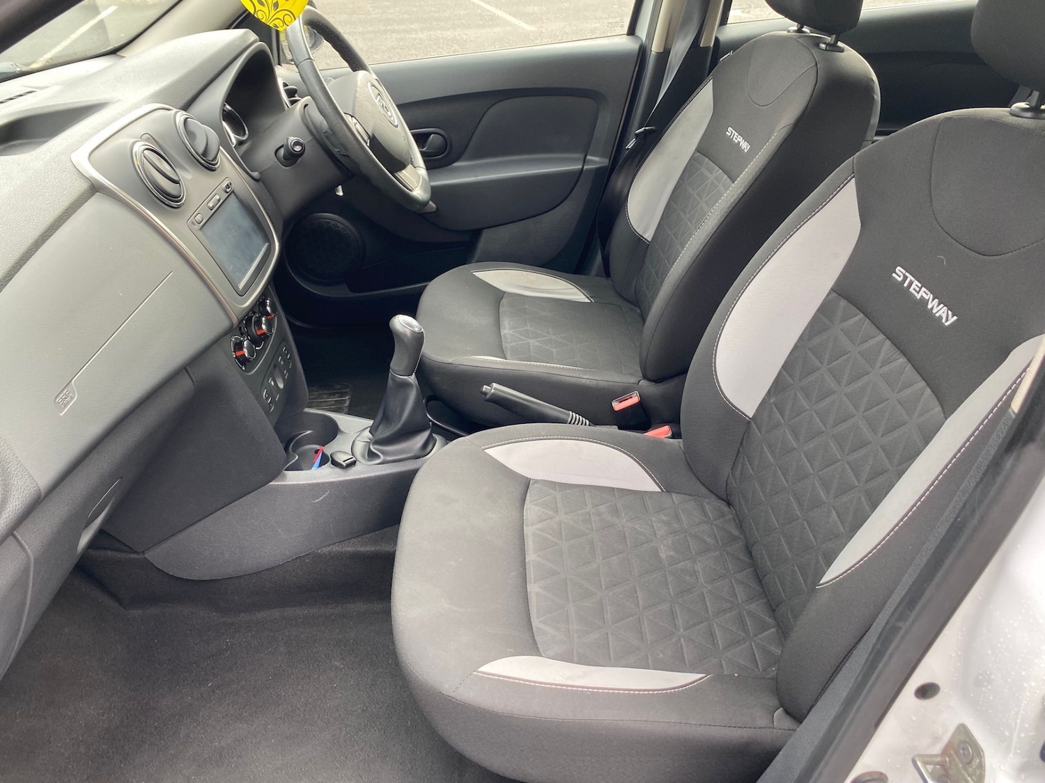 Used Dacia Sandero Stepway 2015 for sale - 77845214: Photo 14