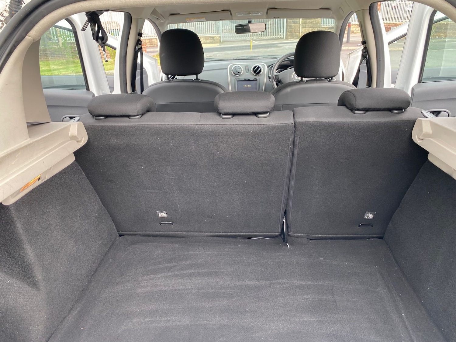 Used Dacia Sandero Stepway 2015 for sale - 77845214: Photo 20