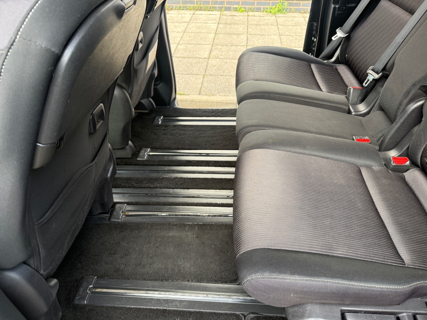 Used Nissan Serena 2025 for sale - 77852678: Photo 14