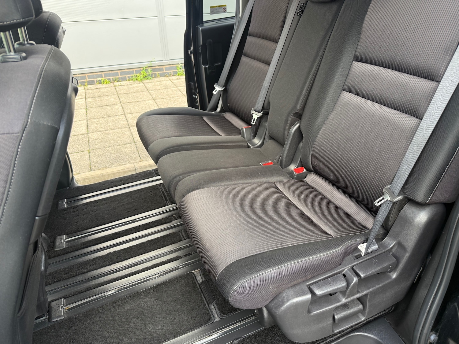 Used Nissan Serena 2025 for sale - 77852678: Photo 15