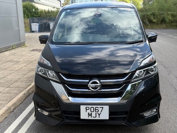 Used Nissan Serena 2017 for sale - 77852678: Photo