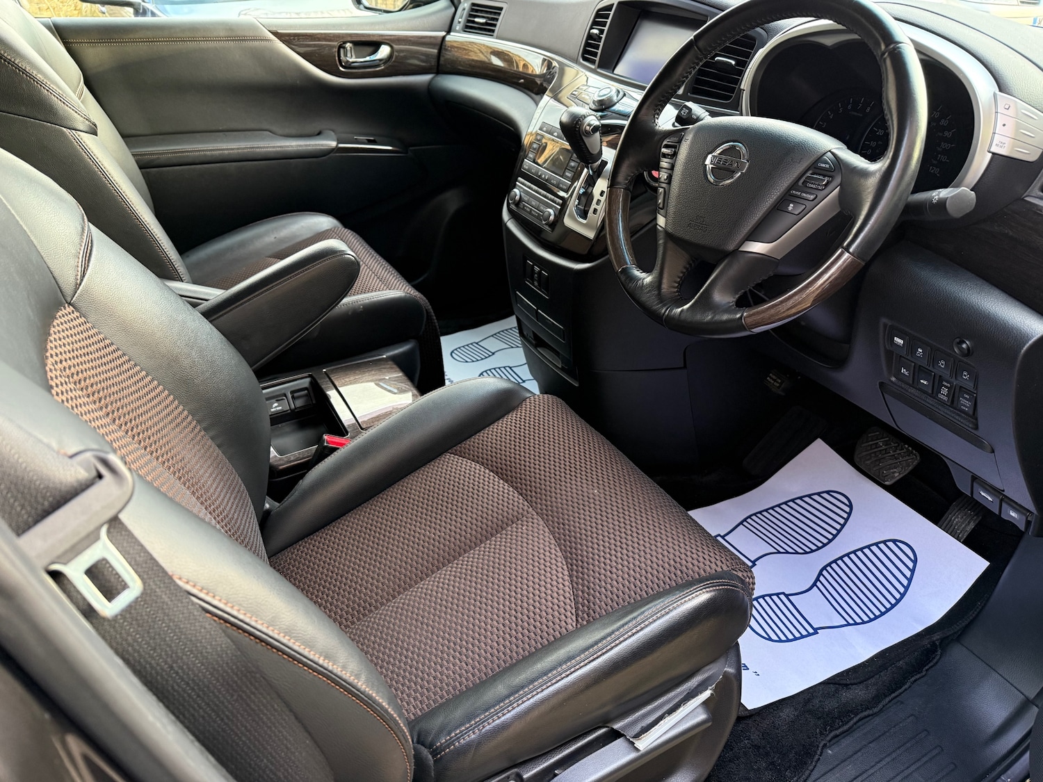 Used Nissan Elgrand 2025 for sale - 77844743: Photo 12