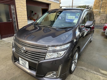 Used Nissan Elgrand 2013 for sale - 77844743: Photo