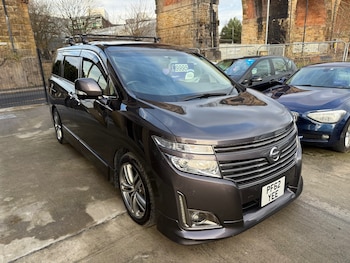 Used Nissan Elgrand 2013 for sale - 77844743: Photo