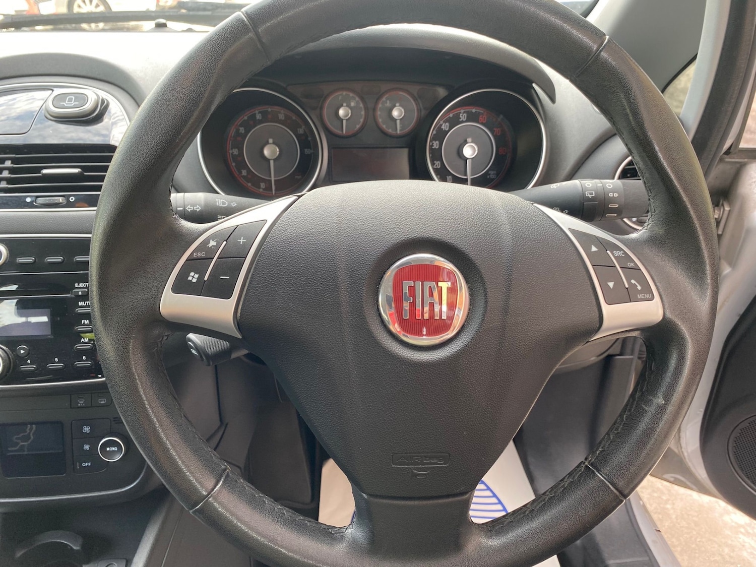 Used Fiat Punto 2013 for sale - 77844695: Photo 29