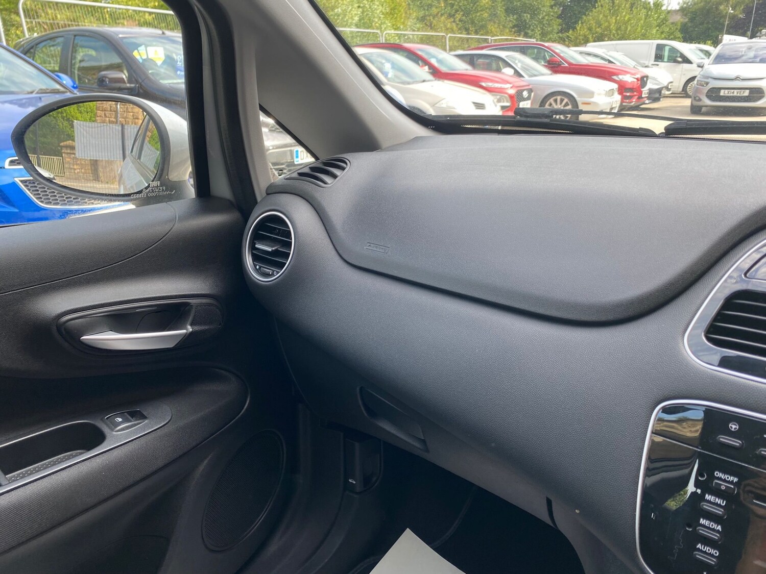 Used Fiat Punto 2013 for sale - 77844695: Photo 31