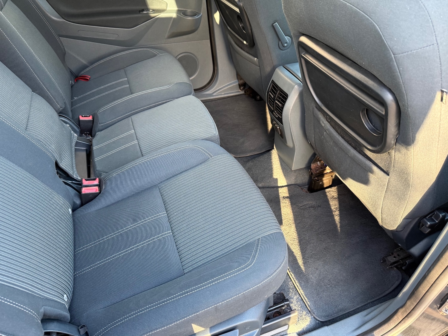 Used Ford Grand C-Max 2011 for sale - 77918054: Photo 12