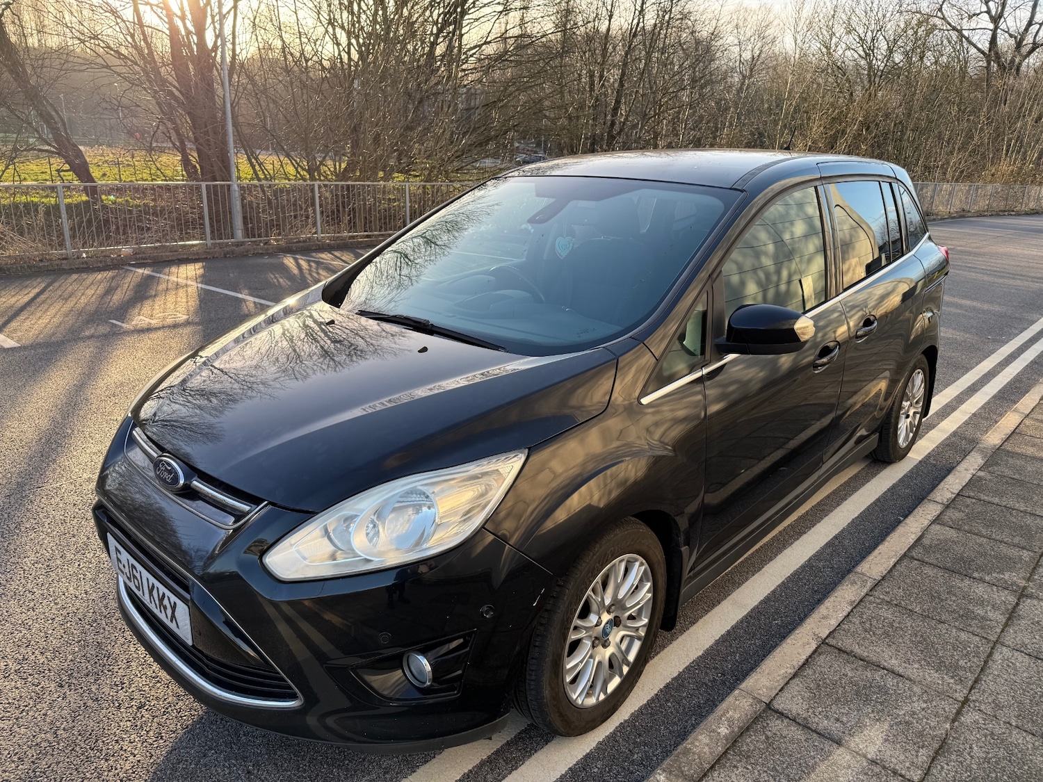 Used Ford Grand C-Max 2011 for sale - 77918054: Photo 5