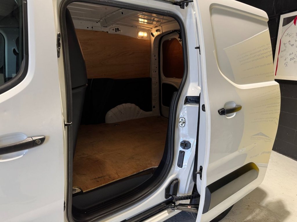 Used Vauxhall Combo 2020 for sale - 78069239: Photo 11