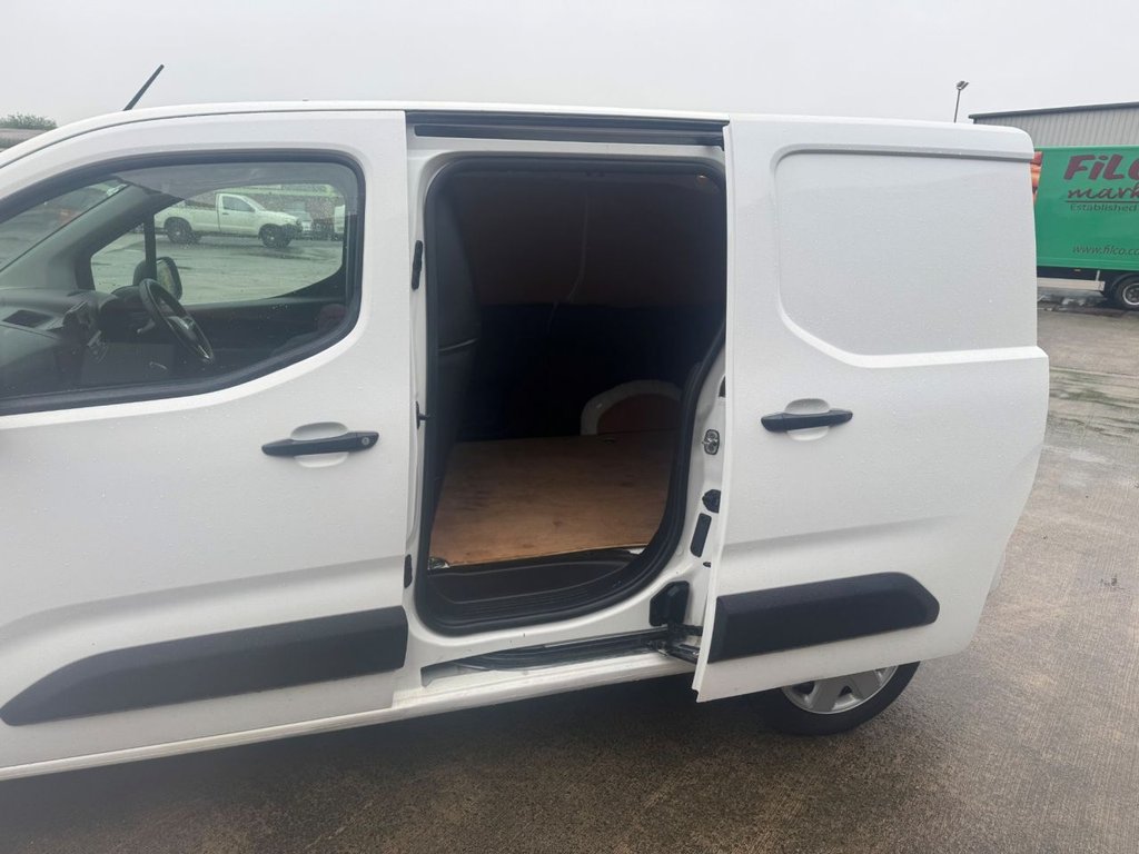 Used Vauxhall Combo 2020 for sale - 76356210: Photo 8