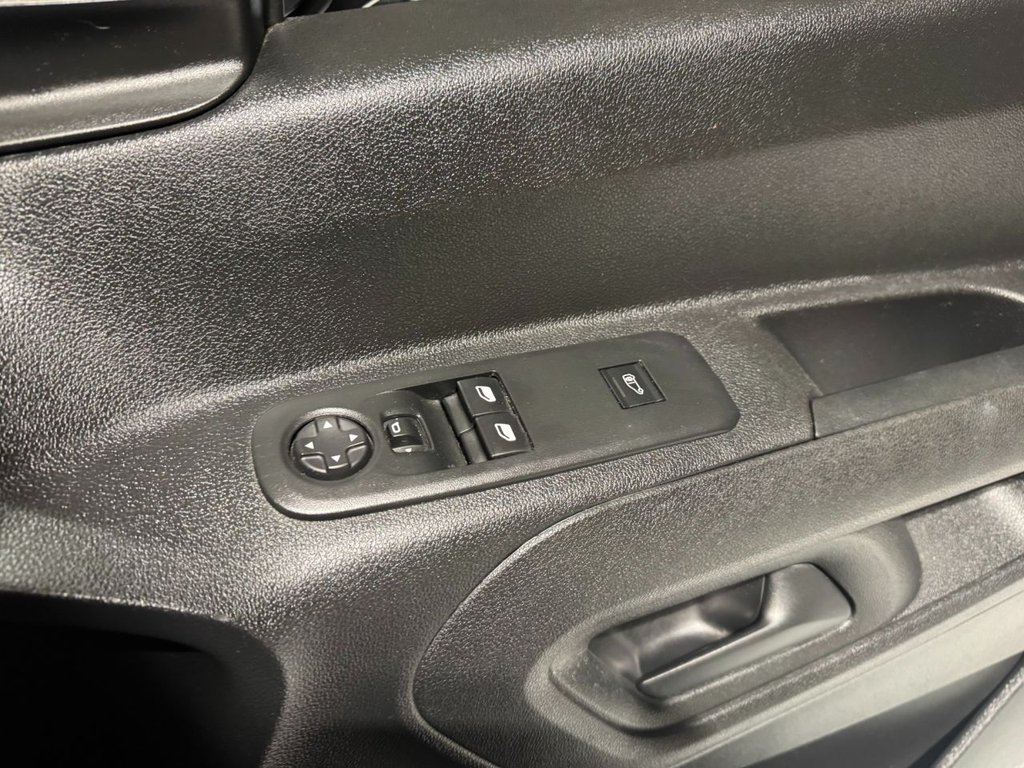 Used Vauxhall Combo 2020 for sale - 76510120: Photo 16