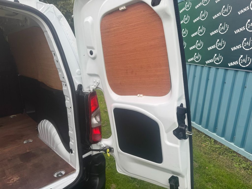 Used Vauxhall Combo 2021 for sale - 76356201: Photo 14
