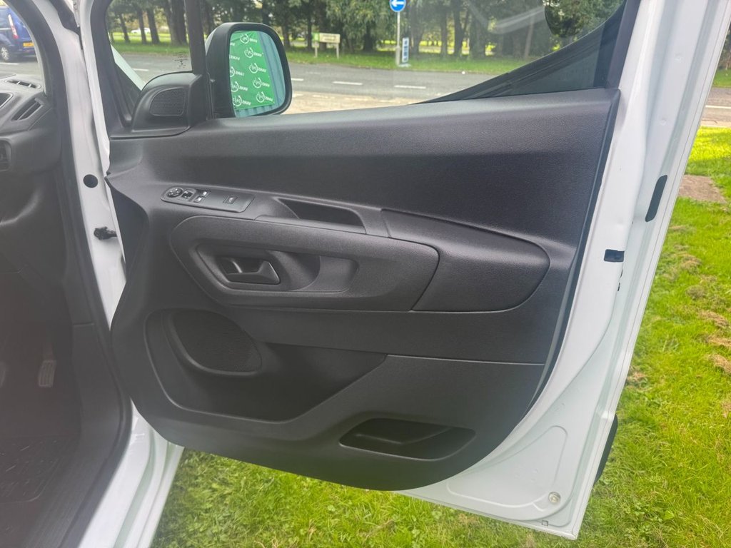 Used Vauxhall Combo 2021 for sale - 76356201: Photo 24