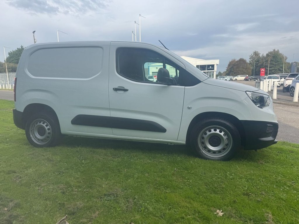 Used Vauxhall Combo 2021 for sale - 76356201: Photo 4