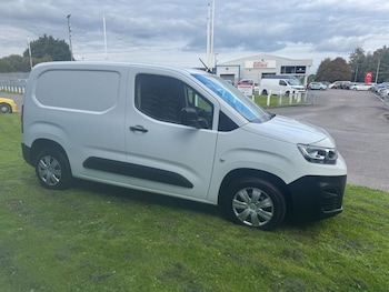 Used Citroen Berlingo 2020 for sale - 76356254: Photo
