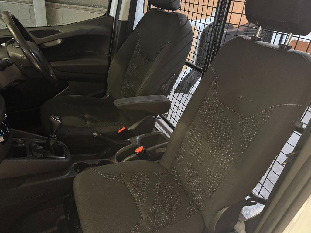 Used Ford Transit Courier 2020 for sale - 77850028: Photo 12