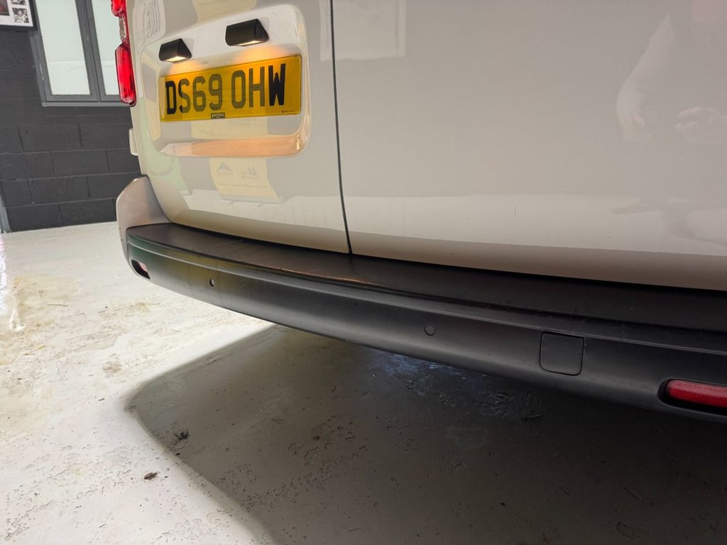 Used Vauxhall Vivaro 2019 for sale - 78003240: Photo 8