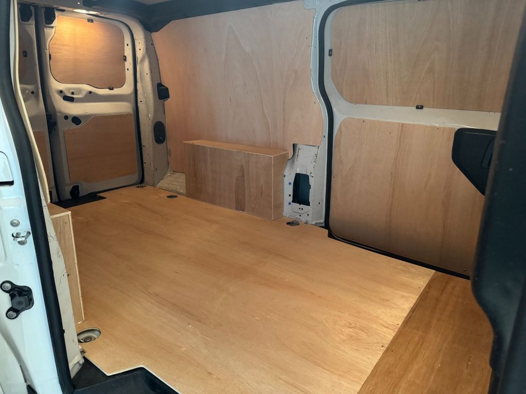 Used Vauxhall Vivaro 2023 for sale - 77952867: Photo 8