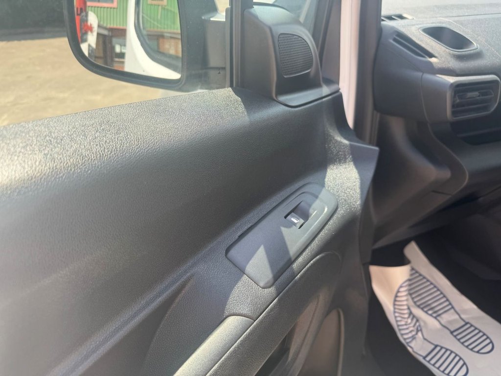 Used Vauxhall Combo 2020 for sale - 76356244: Photo 24