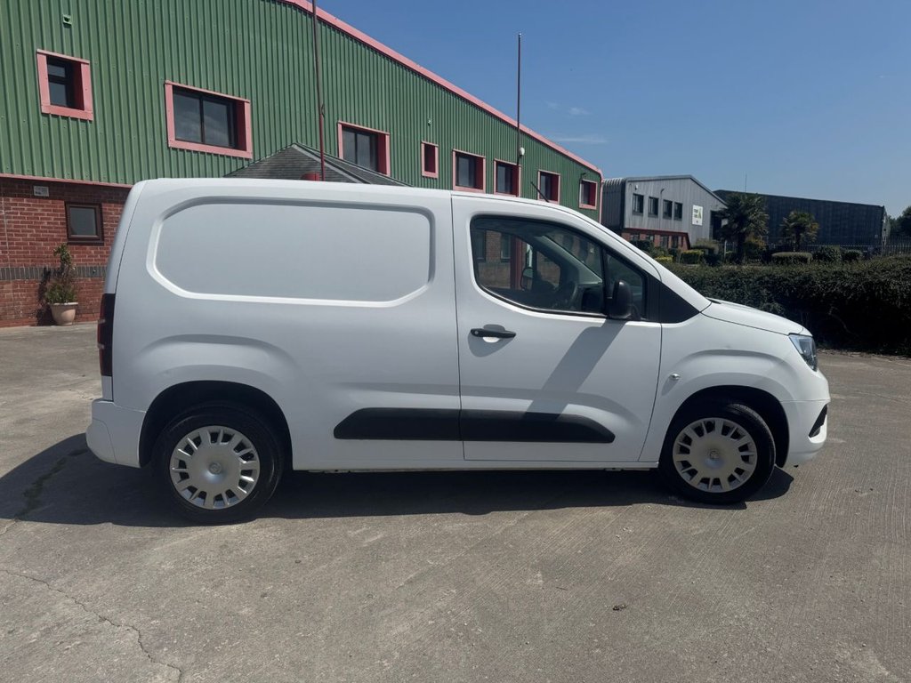 Used Vauxhall Combo 2020 for sale - 76356244: Photo 6