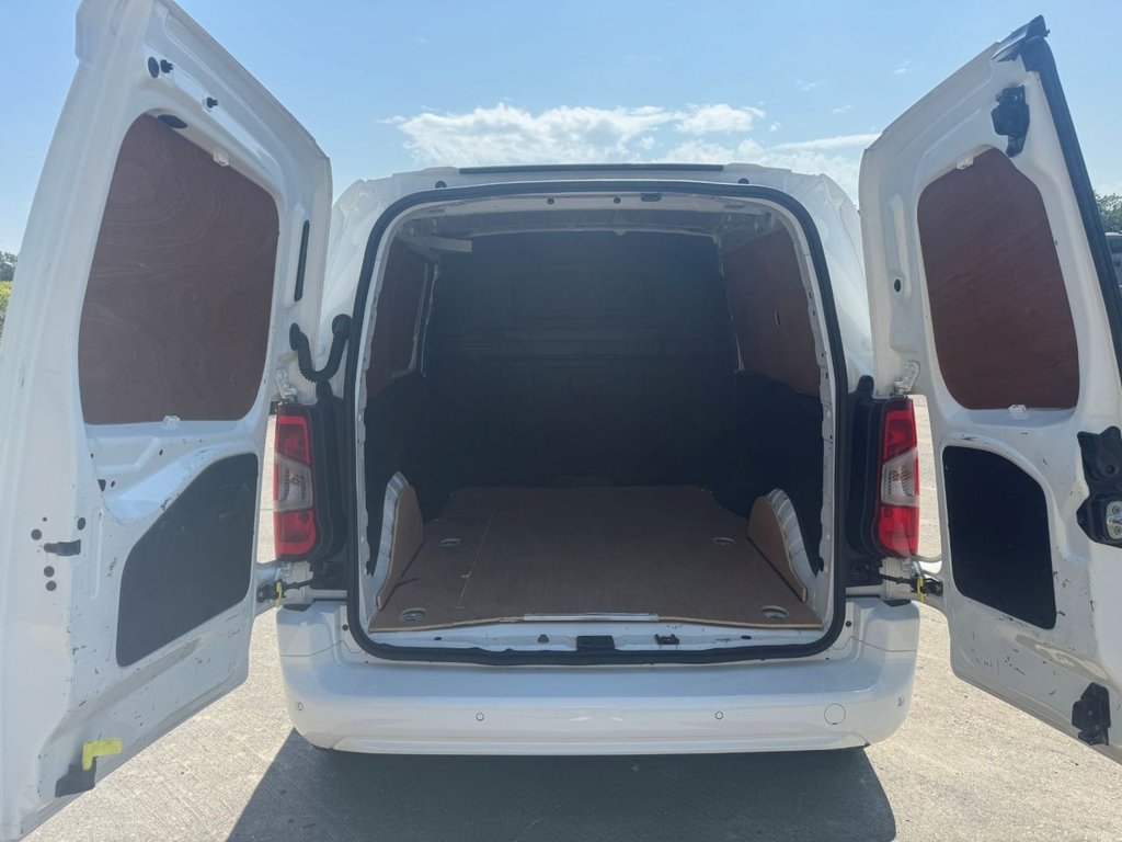 Used Vauxhall Combo 2020 for sale - 76356244: Photo 8