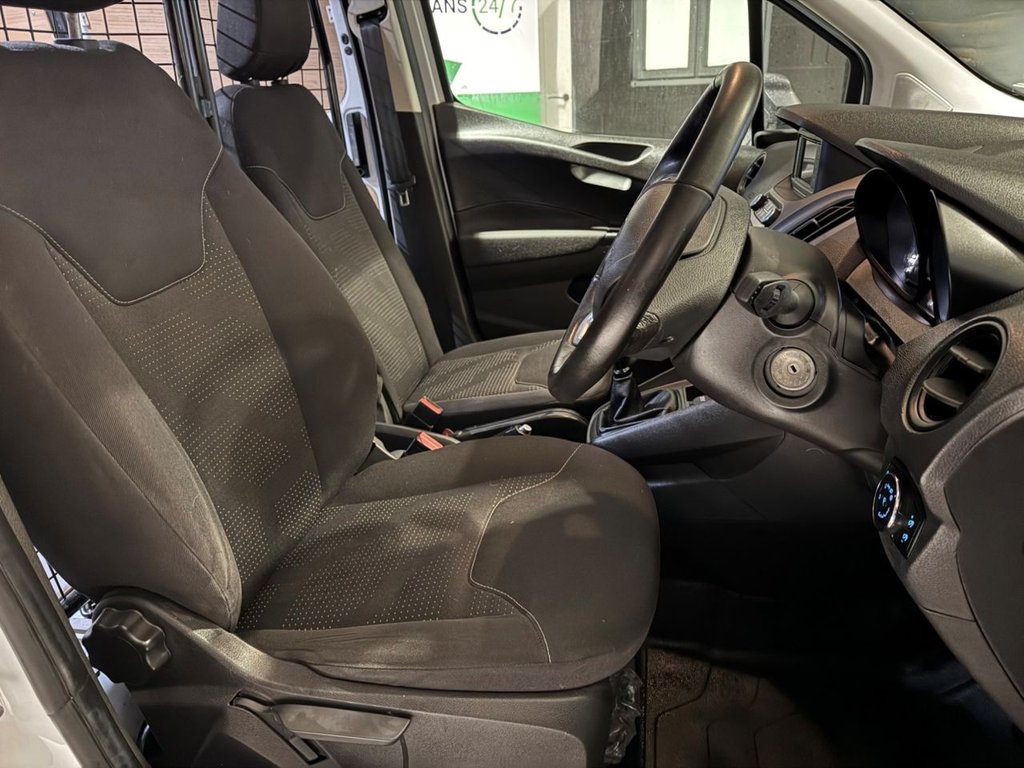 Used Ford Transit Courier 2020 for sale - 77263916: Photo 17