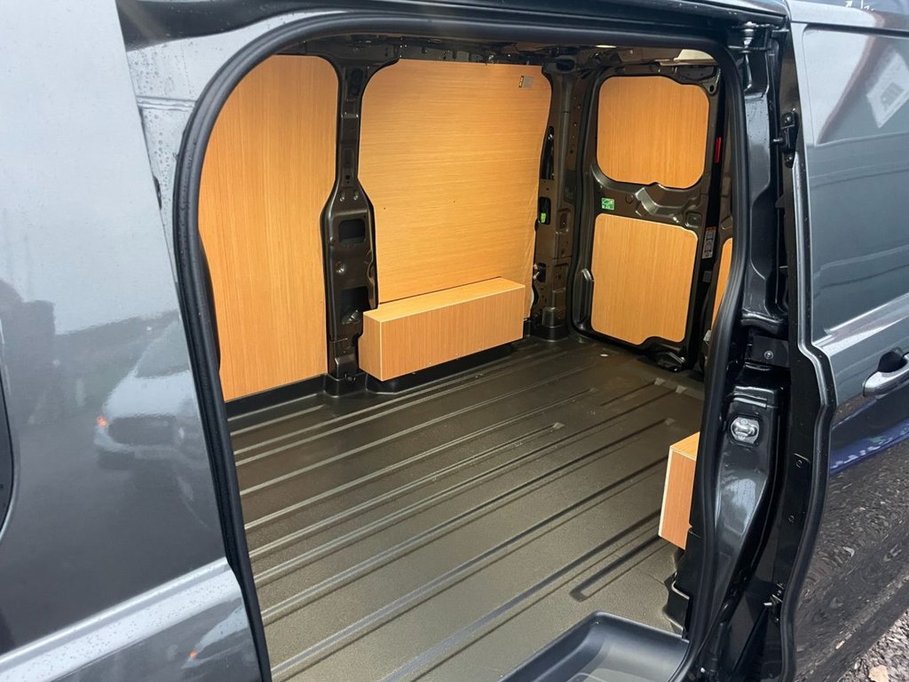 Used Ford Transit Custom 2025 for sale - 76973641: Photo 17