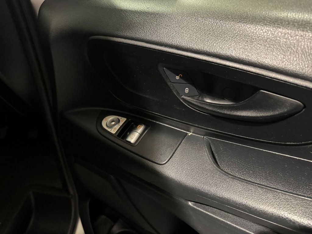 Used Mercedes-Benz Vito 2020 for sale - 77594294: Photo 16