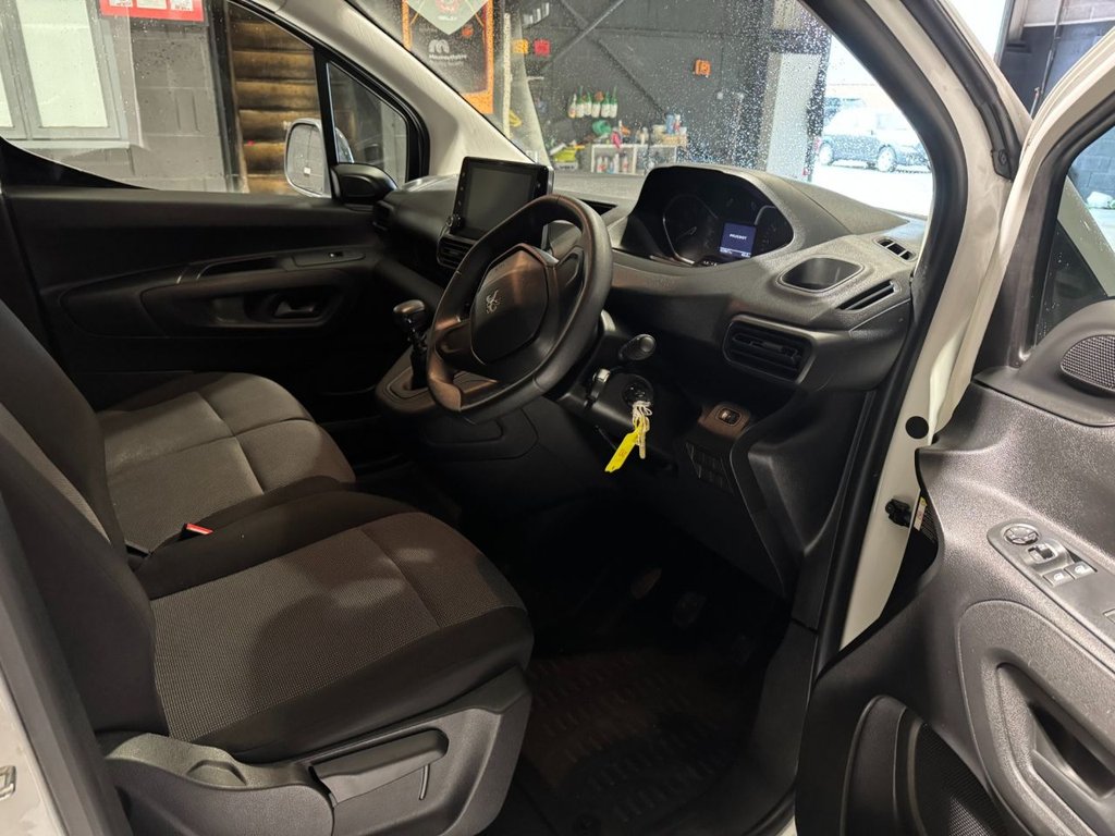 Used Peugeot Partner 2022 for sale - 76417862: Photo 16
