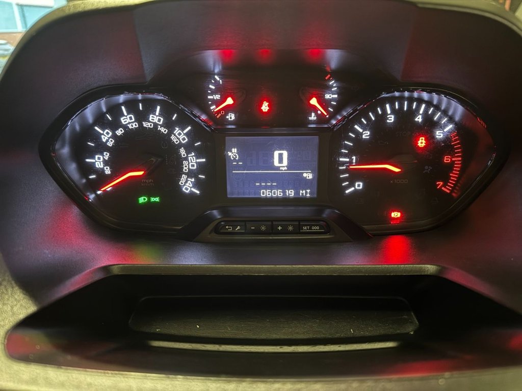 Used Peugeot Partner 2021 for sale - 77072671: Photo 28