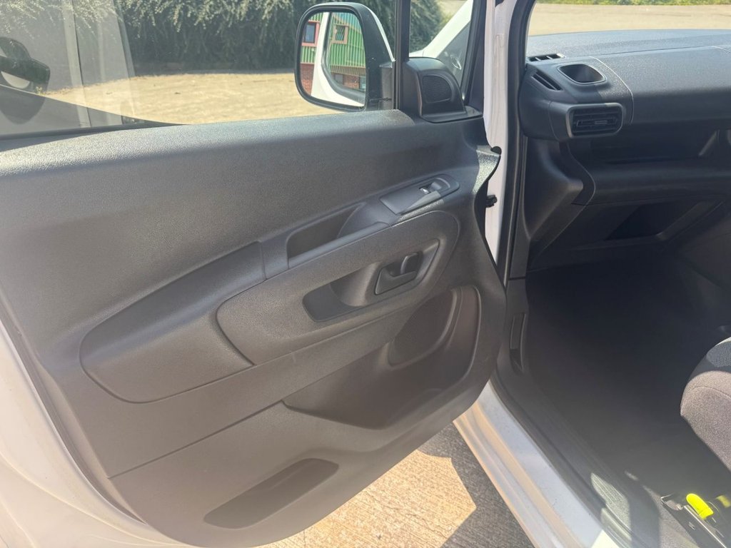 Used Vauxhall Combo 2021 for sale - 76356288: Photo 16