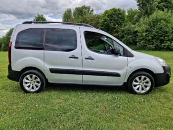 Used Peugeot Partner Tepee 2017 for sale - 74826729: Photo